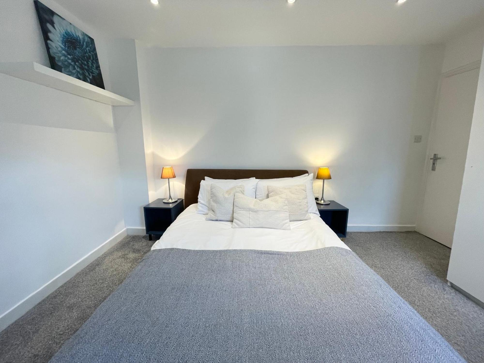 Victoria Maisonette Apartment ลอนดอน ภายนอก รูปภาพ